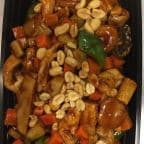 Best Kung Pao Chicken in Zephyrhills, FL